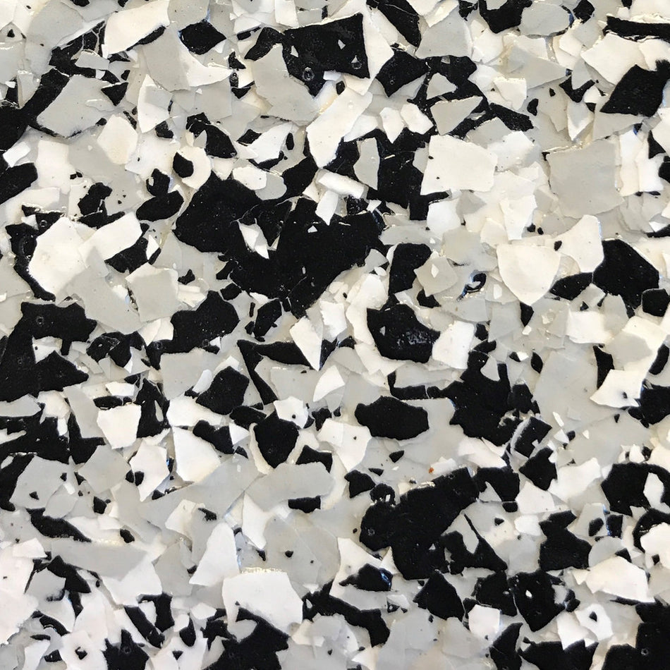 Tuxedo/Domino - Vinyl Flake 1/4".